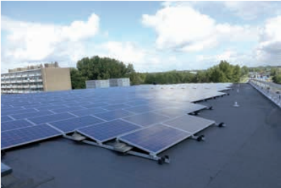 Waarom worden platte daken zo weinig voorzien van PV panelen?